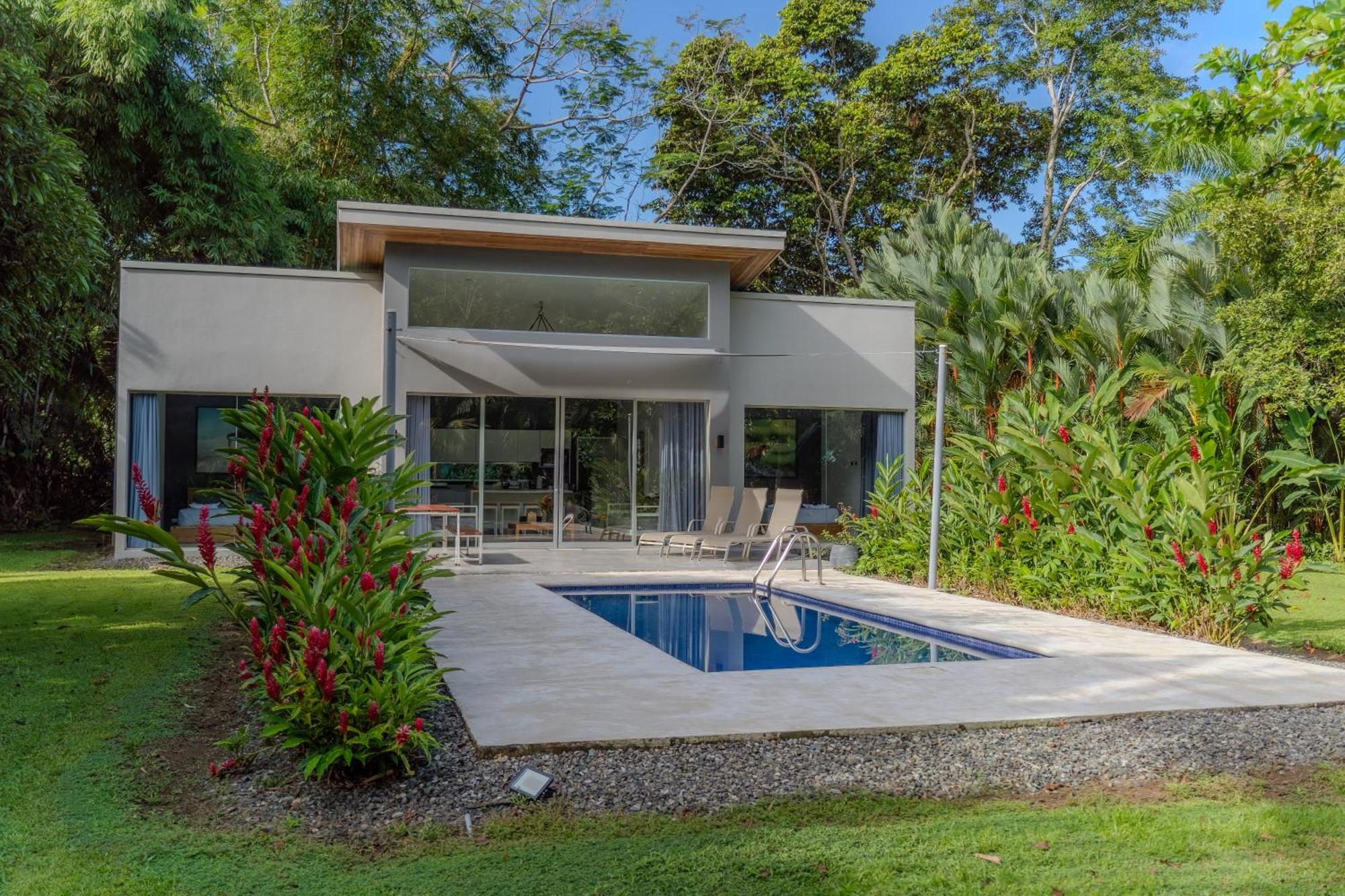 Lilan Nature, Modern House N°1, Private Swimming Pool. Cahuita Exterior photo